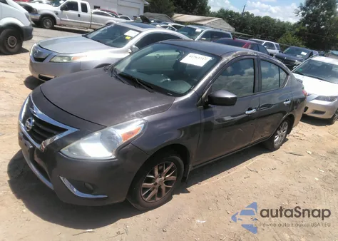 2015 Nissan Versa 1.6 Sv z USA, uszkodzony, nr VIN 3N1CN7AP5FL876516